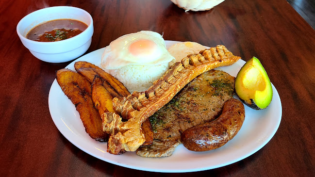 Opinii despre La Bonita Latin American Restaurant în Mississauga - Hospitality and gastronomy