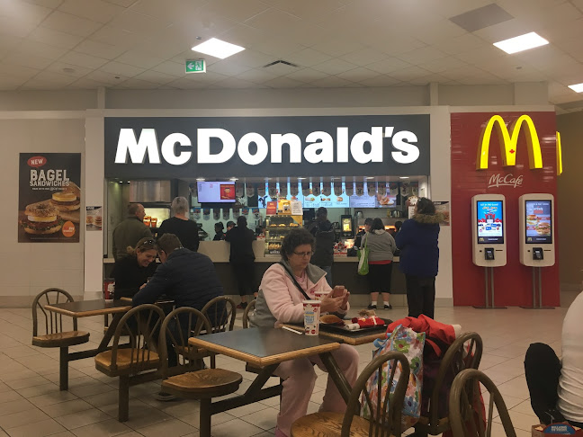 Opinii despre McDonald's în Winnipeg - Hospitality and gastronomy