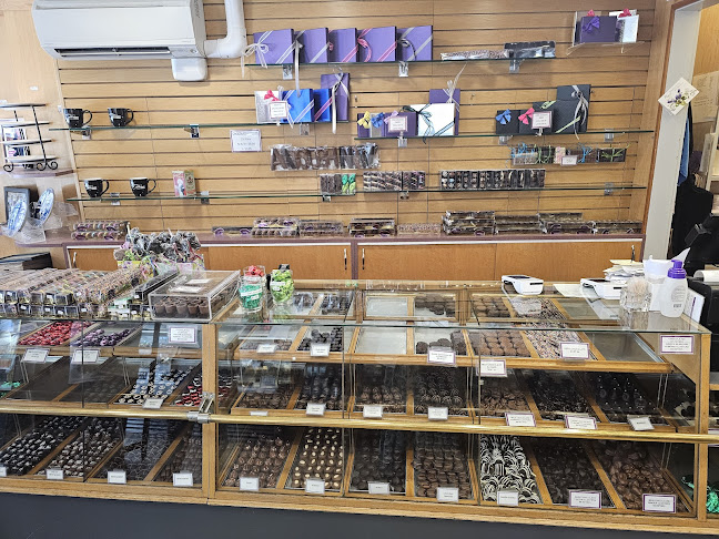 718 Fort St, Victoria, BC V8W 1H2