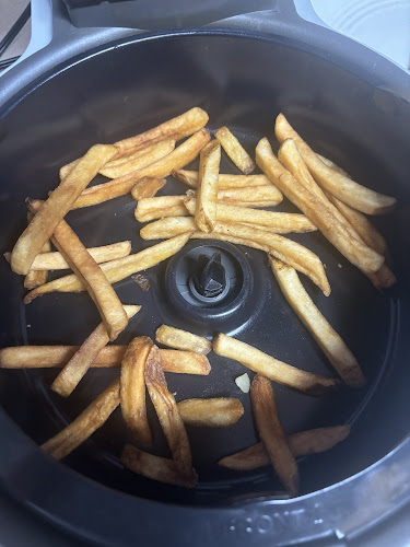 Opinii despre Friends & Neighbours Cafe în Edmonton - Hospitality and gastronomy