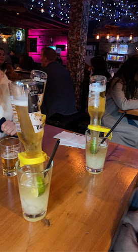 232 Queen St W, Toronto, ON M5V 1Z6