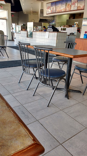 Opinii despre Mackay Pizza & Submarines în Brampton - Hospitality and gastronomy