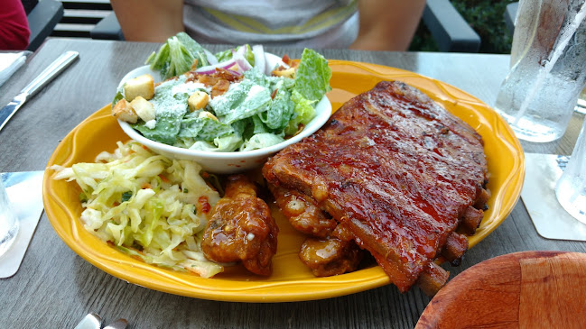 Portly Piper Pub Ajax