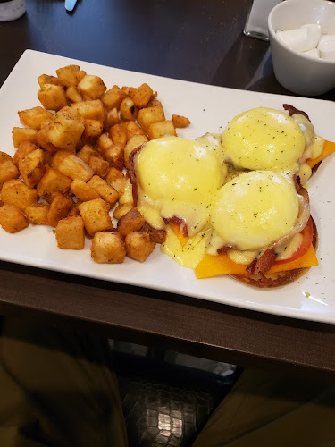 W Breakfast & Lunch - Fort St John