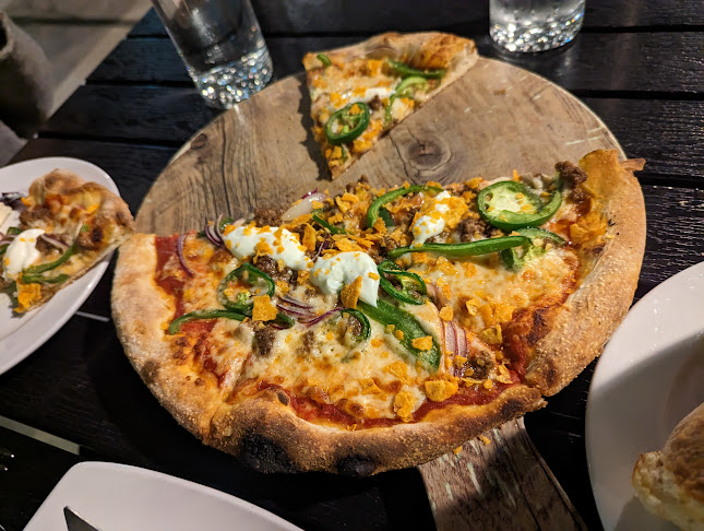 Comentarii opinii despre The British Hotel, Restaurant & Pub