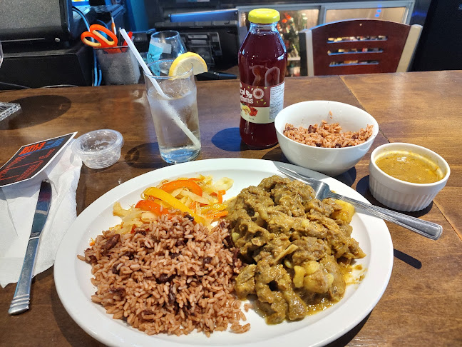 Diva's Delite Caribbean and Canadian Cuisine - Windsor
