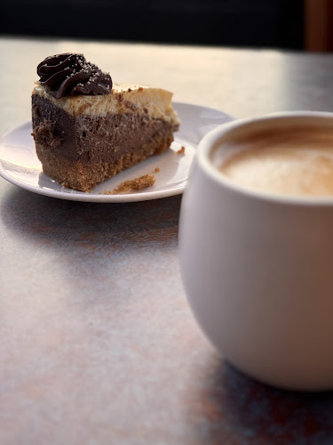 1701 Government St, Victoria, BC V8W 1Z4