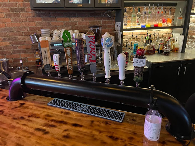 Union Kitchen + Cocktails - Kingston