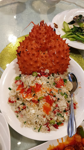 Sun Sui Wah Seafood Restaurant - Hospitality and gastronomy