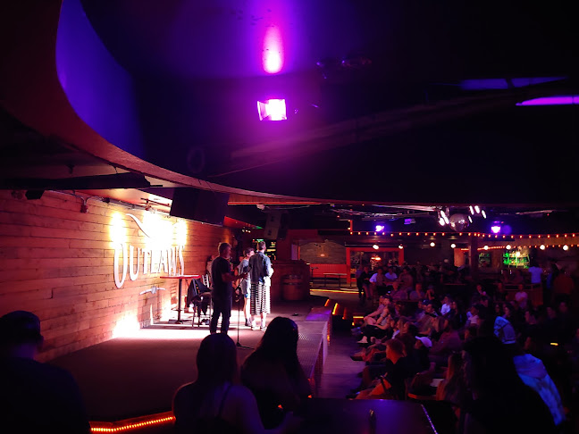 Outlaws Country Rock Bar - Saskatoon