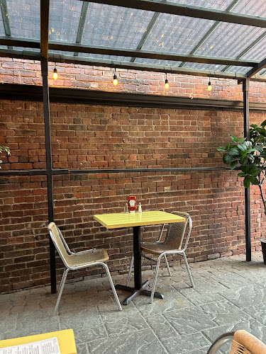 The Spitfire Arms Alehouse - Hospitality and gastronomy