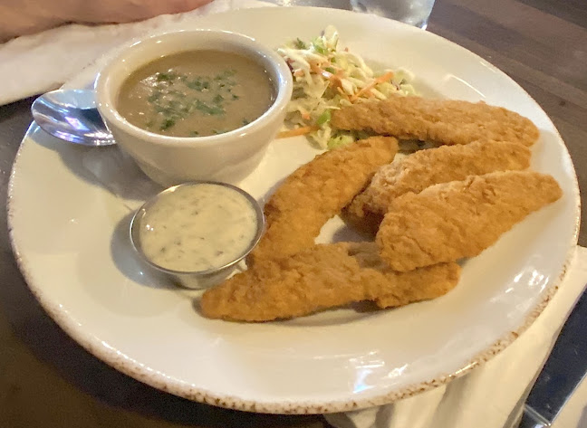 Fionns Grant Park - Hospitality and gastronomy