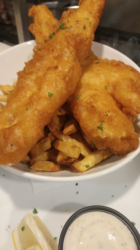 86 Semisch Ave, North Vancouver, BC V7M 3H8