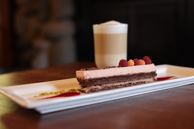 Locals Restaurant - Hospitality and gastronomy