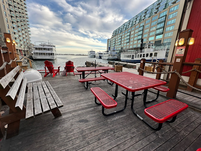 BeaverTails- Queues de Castor (Toronto Waterfront)