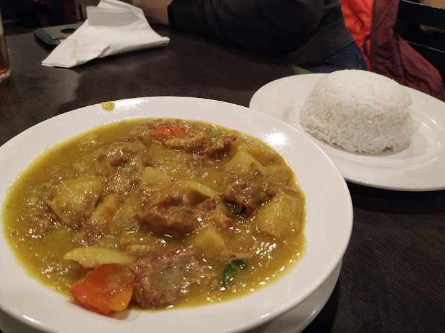 Golden Horse Restaurant 澳門街 - Hospitality and gastronomy