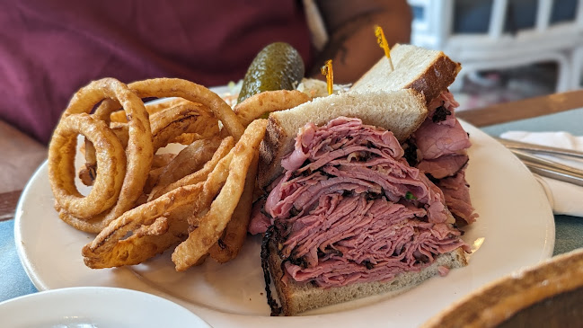 1035 Eglinton Ave E, Mississauga, ON L4W 1K4