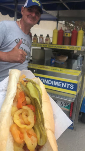 Willy Dogs Inc - Hospitality and gastronomy