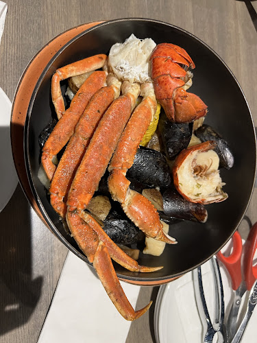 The Local Pub and Oyster Bar