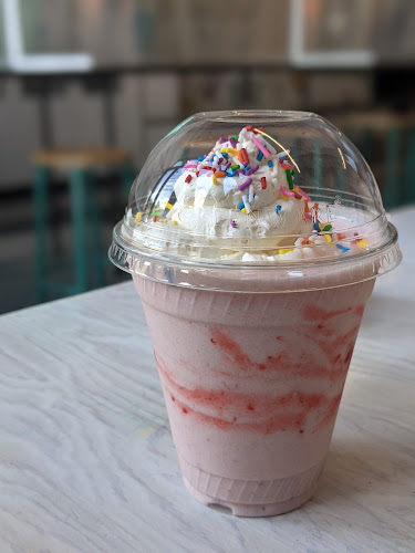 V Burger - 17 Ave - Ice Cream and Burger