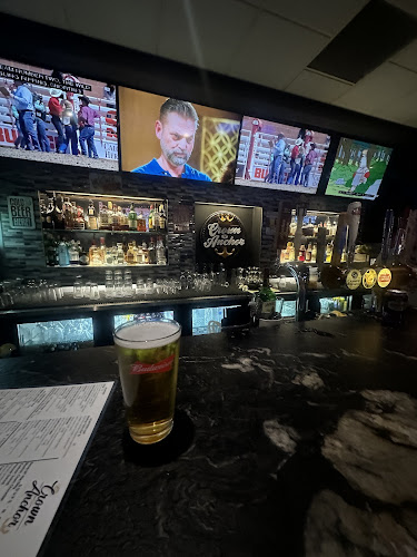 Opinii despre Hideaway Public House în Salmon Arm - Hospitality and gastronomy