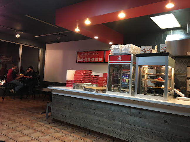 A Little Pizza Heaven