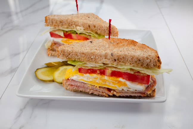 The Harvest Table Restaurant - Hospitality and gastronomy