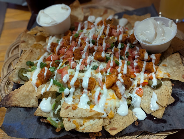 25 Tapiola Crescent, Ottawa, ON K1T 2J7