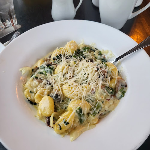 Comentarii opinii despre Average Joe's