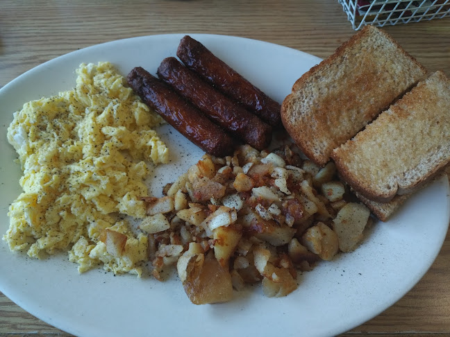 3 Lansdowne St W, Peterborough, ON K9J 1X8