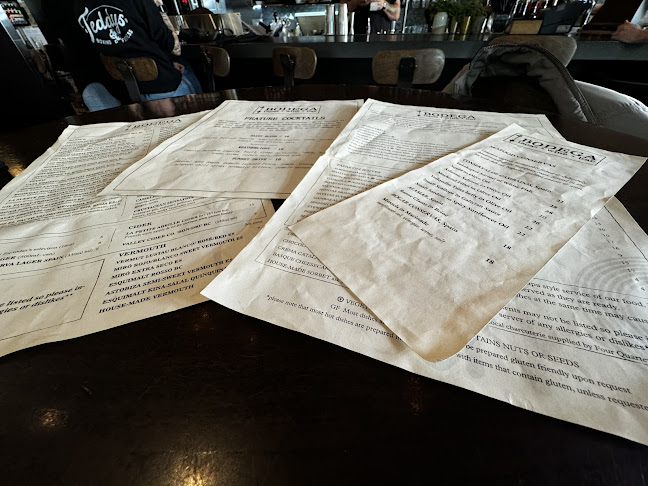 Comentarii opinii despre Bodega