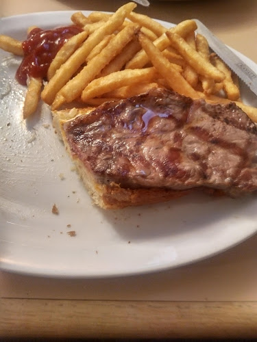 Comentarii opinii despre Prime Bar-B-Q Restaurant Ltd