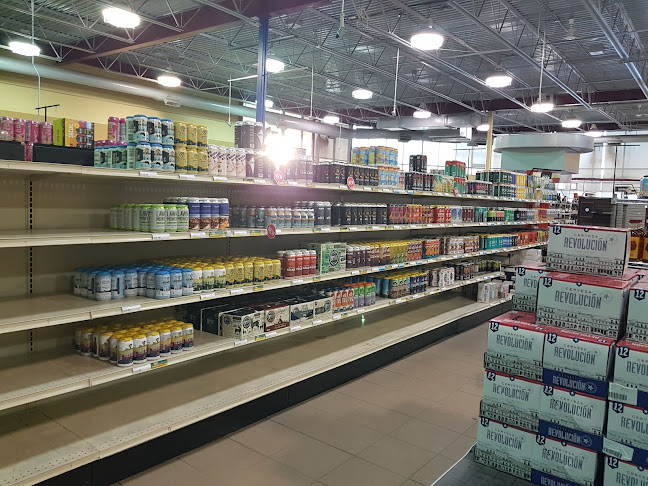 Opinii despre Victoria East Liquor Store în Regina - Hospitality and gastronomy