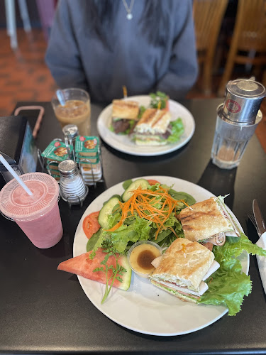 Omega Cafe - Hospitality and gastronomy