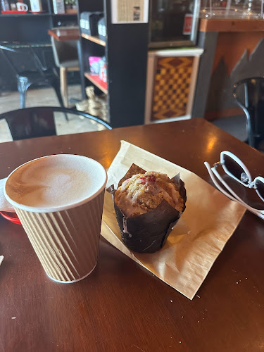 The Mad Bean Coffee House - Hospitality and gastronomy