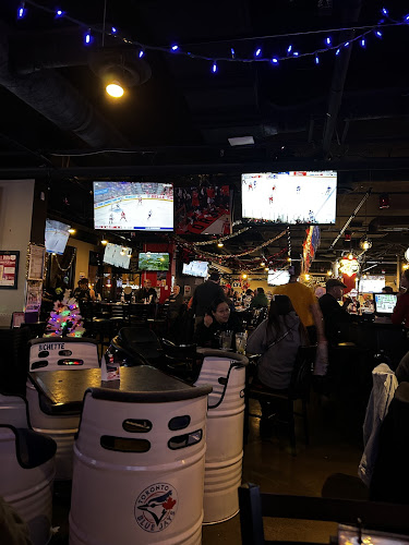 Opinii despre Side Street Pub & Grill în Calgary - Hospitality and gastronomy