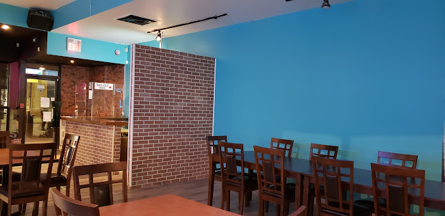 Comentarii opinii despre Diva's Delite Caribbean and Canadian Cuisine