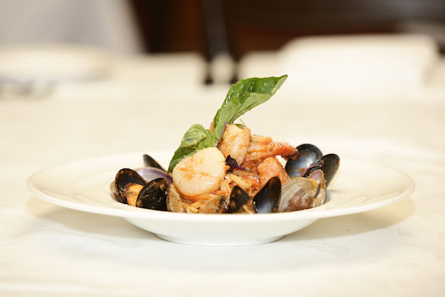 Al Porto Ristorante - Vancouver