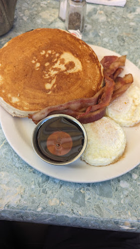 Beacon Drive In Restaurant - Hospitality and gastronomy