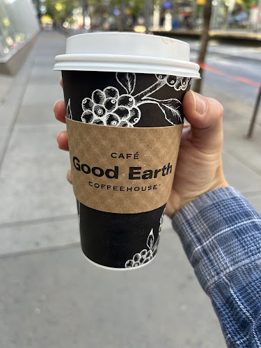 Elveden Centre, 130 707 7 Ave SW, Calgary, AB T2P 3H6