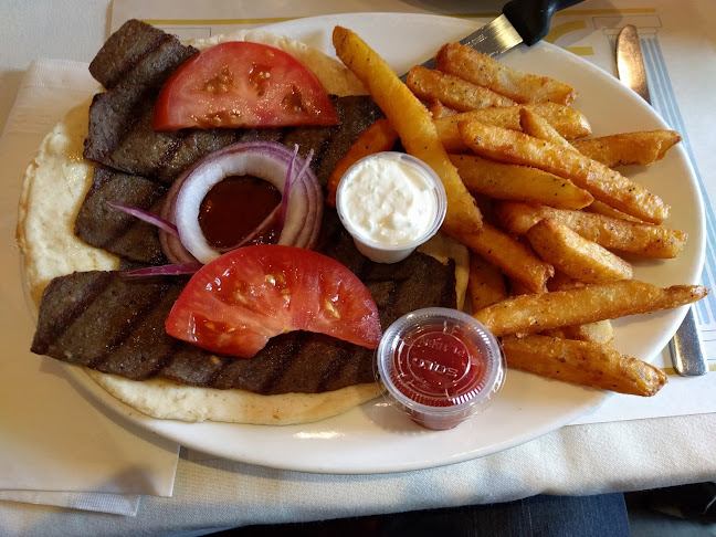 Thanasi's Olympus Greek Restaurant - Hospitality and gastronomy