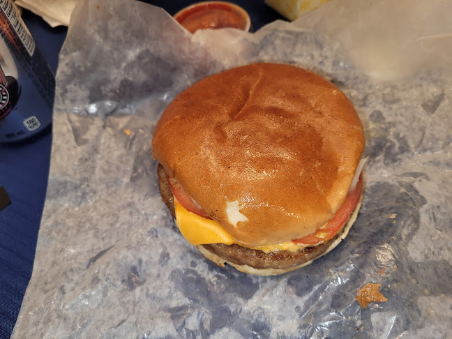 John Anderson Charcoal Broil Hamburgers - Hospitality and gastronomy