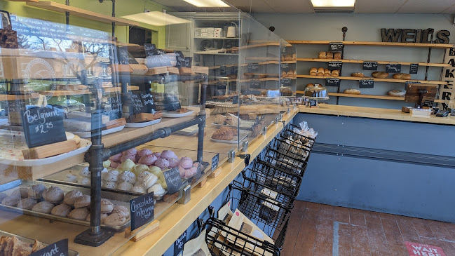 981 King St W, Hamilton, ON L8S 1K9