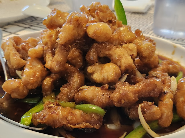 6712 50 Ave, Red Deer, AB T4N 2R6