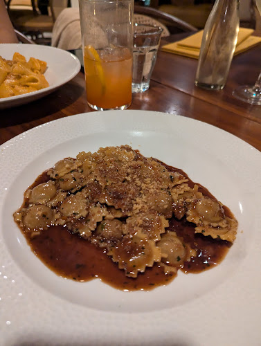 Opinii despre Carlino Restaurant în Vancouver - Hospitality and gastronomy