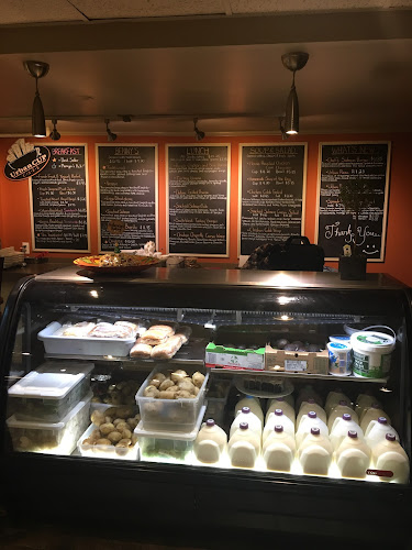 Opinii despre The Urban Cup Cafe în Victoria - Hospitality and gastronomy