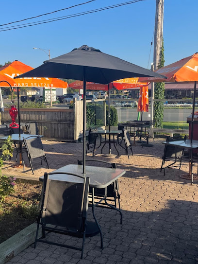 Braxtons Tap & Grill Restaurant