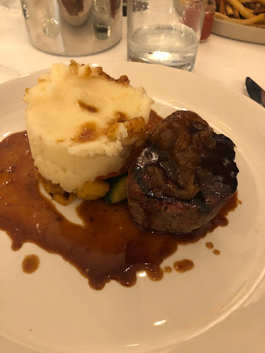 Taris on the Water - Welland