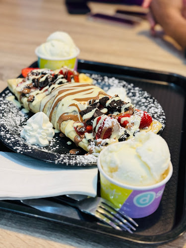 D Spot Desserts Scarborough Ellesmere - Hospitality and gastronomy