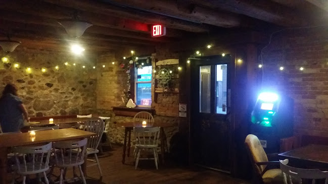 85 King St N, Waterloo, ON N2J 2X3